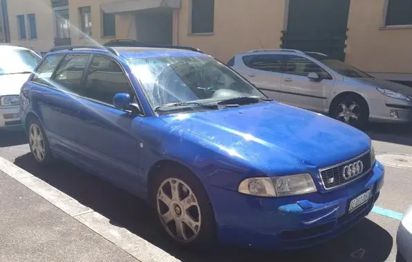 Audi S4 Avant (8D,B5)-1