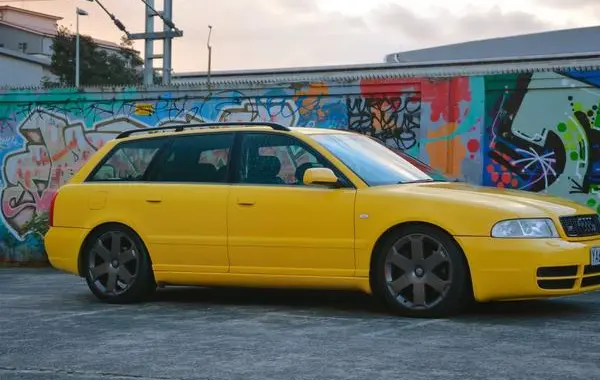 Audi S4 Avant (8D,B5)-0