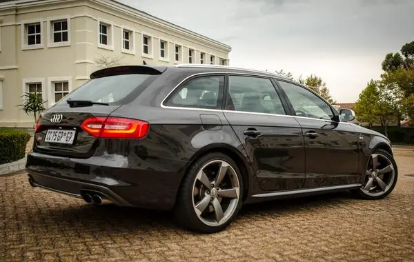 Audi S4 Avant (B8, facelift 2011)-2