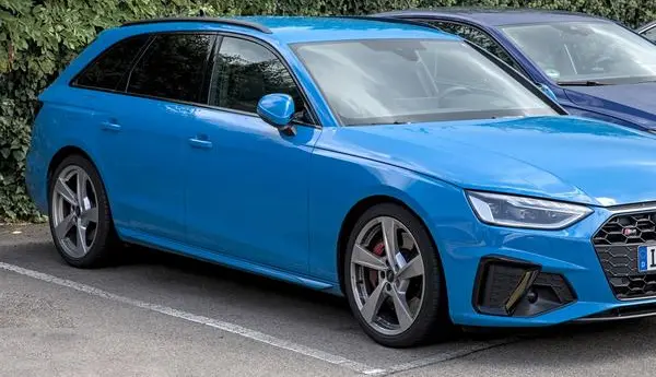 Audi S4 Avant (B9, facelift 2019)-1