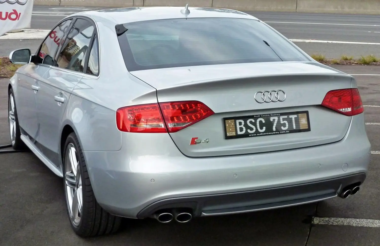 Audi S4 (B8)-0