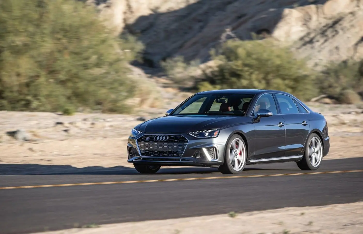 Audi S4 (B9, facelift 2019)-9