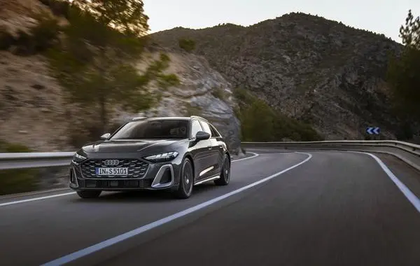 Audi S5 Avant (B10)-8