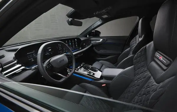 Audi S5 Sedan (B10)-5