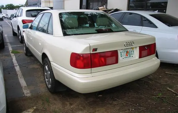 Audi S6 (4A,C4)-3