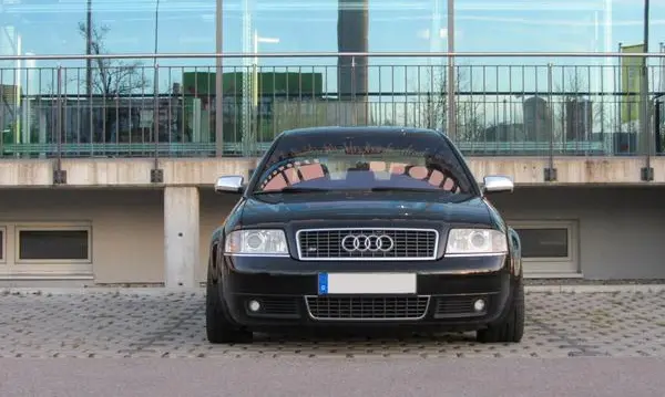Audi S6 (4B,C5)-0