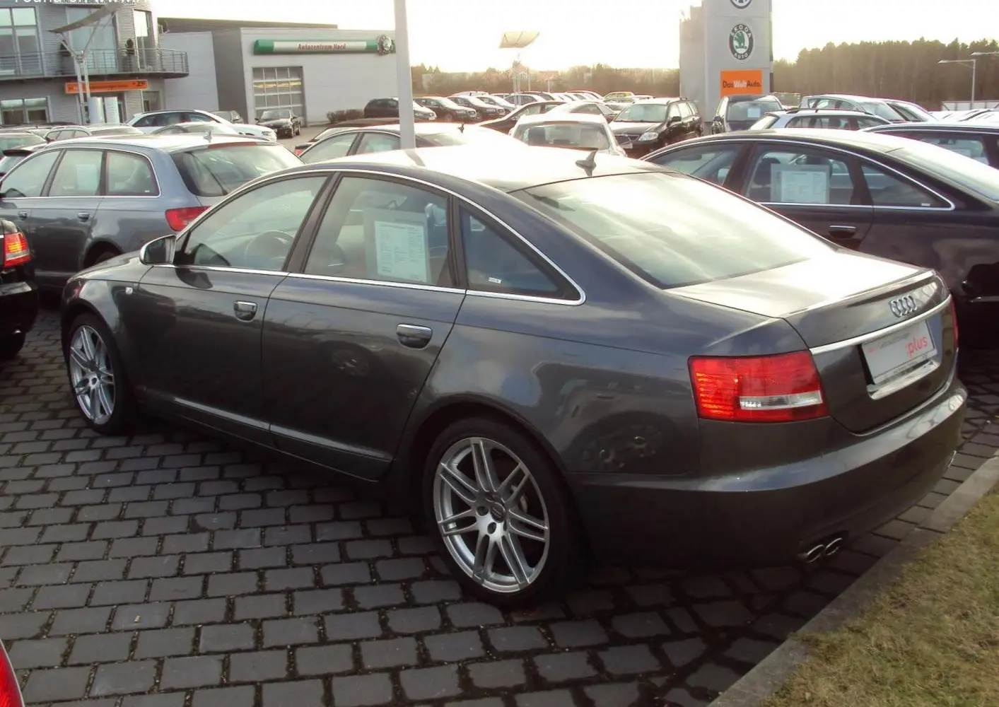 Audi S6 (4F,C6)-0