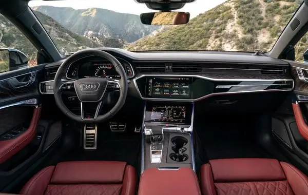Audi S6 (C8)-7