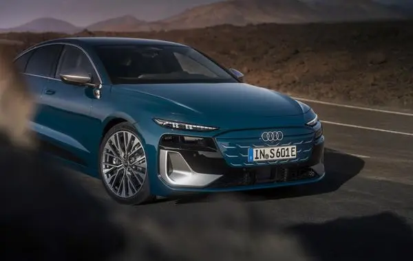 Audi S6 Sportback e-tron-6