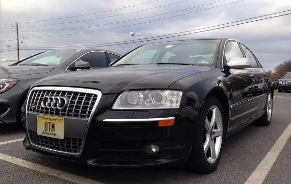 Audi S8 (D3)