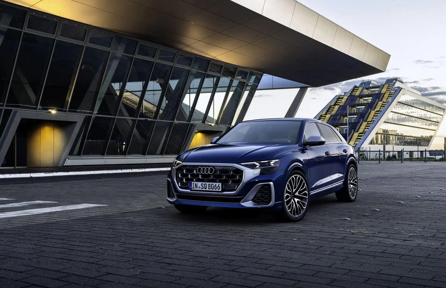 Audi SQ8 (4M, facelift 2023)-0