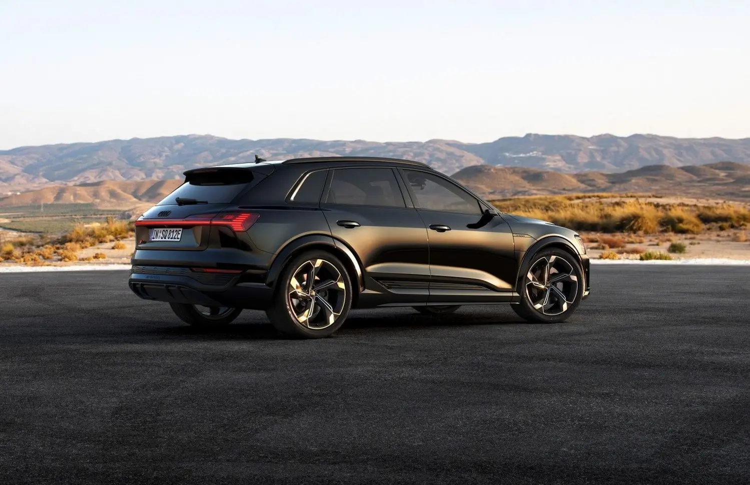 Audi SQ8 e-tron-1