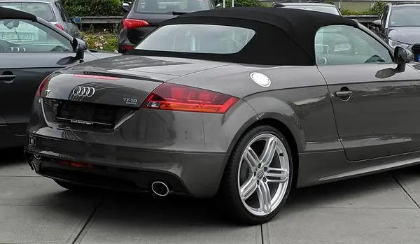 Audi TT Roadster (8J, facelift 2010)-2