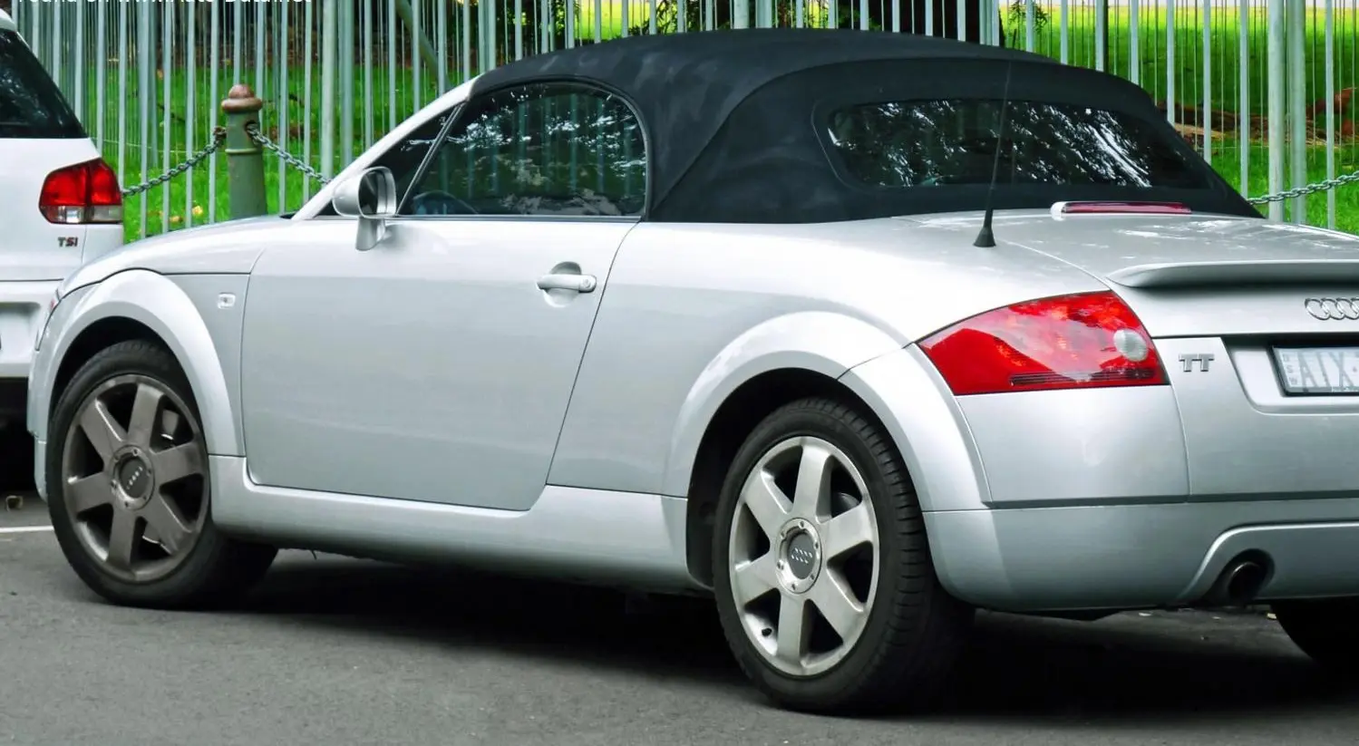 Audi TT Roadster (8N)-0