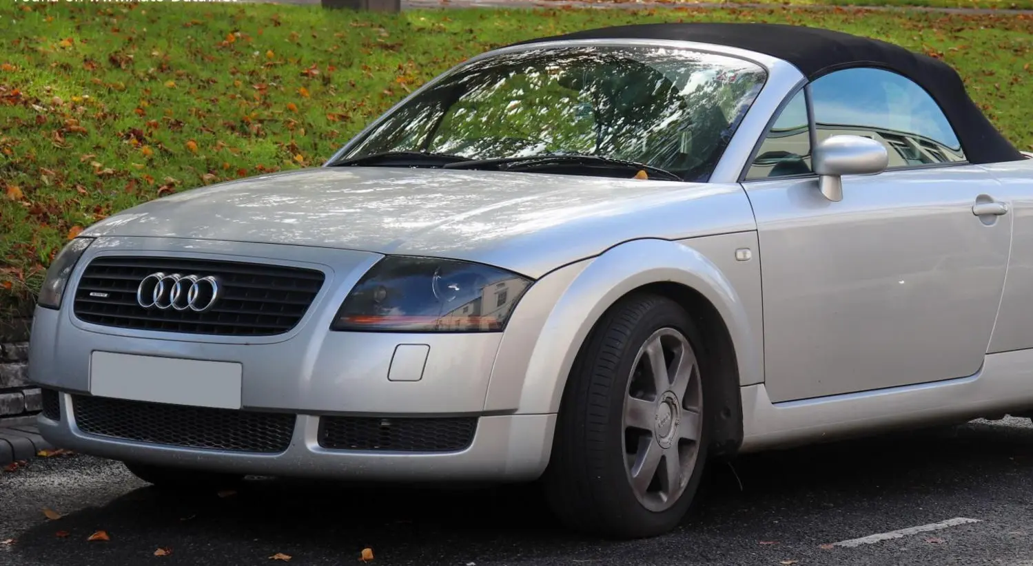 Audi TT Roadster (8N)-1