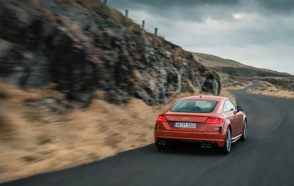 Audi TTS Coupe (8S, facelift 2018)-3