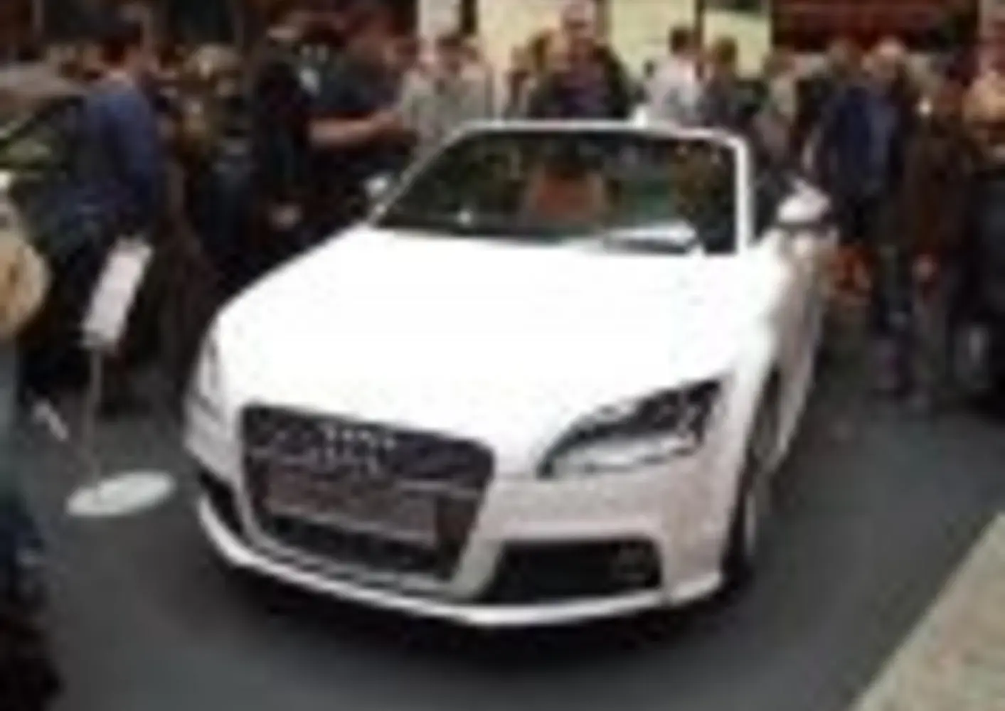 Audi TTS Roadster (8J)-3