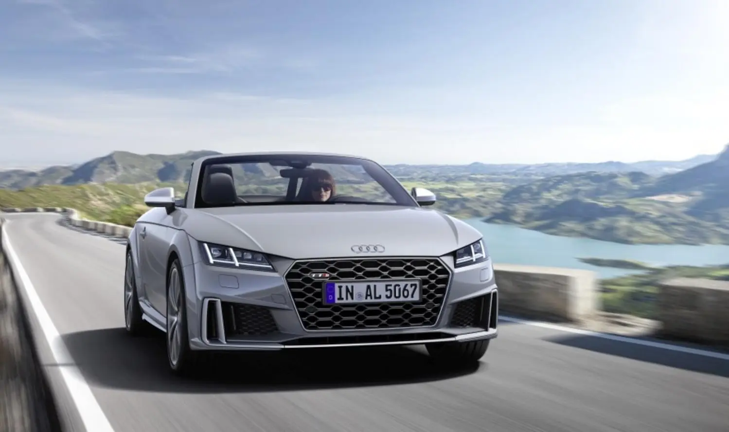 Audi TTS Roadster (8S, facelift 2018)-3