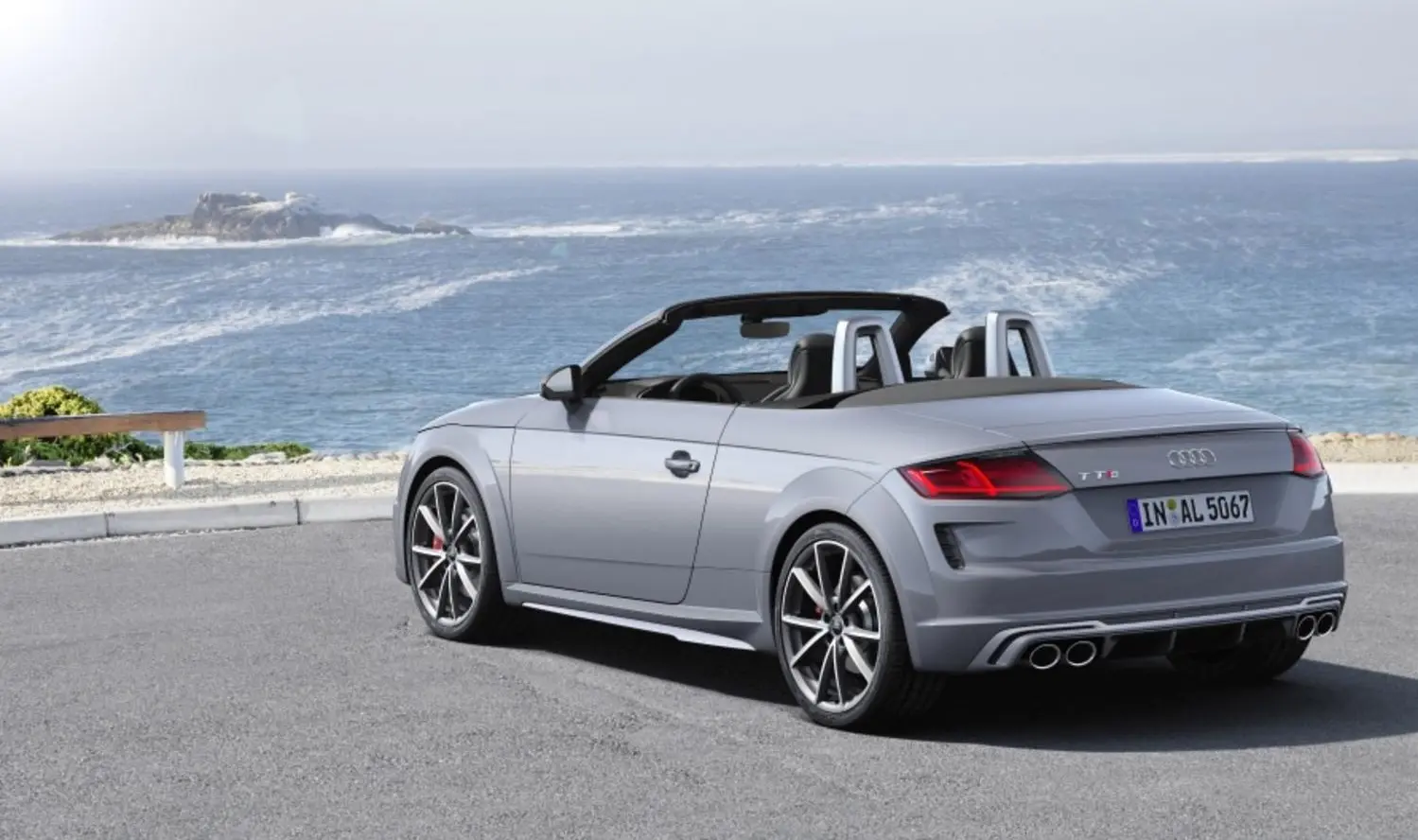 Audi TTS Roadster (8S, facelift 2018)-10