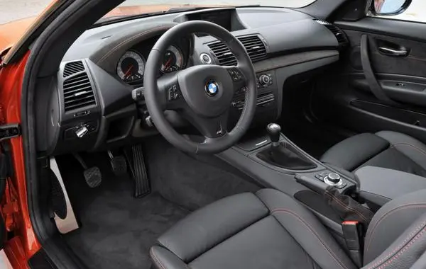 BMW 1M Coupe (E82)-1