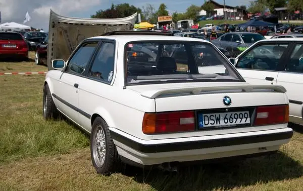 BMW 3 Серии Coupe (E30, facelift 1987)-8