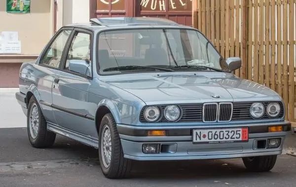 BMW 3 Серии Coupe (E30, facelift 1987)-0