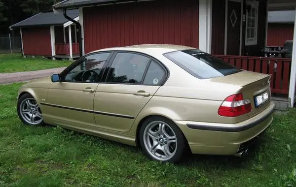 BMW 3 Серии Sedan (E46)-12