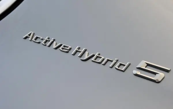 BMW 5 Серии Active Hybrid (F10)-3