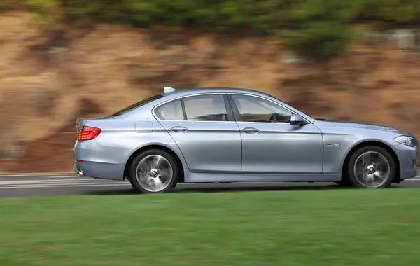 BMW 5 Серии Active Hybrid (F10)-8