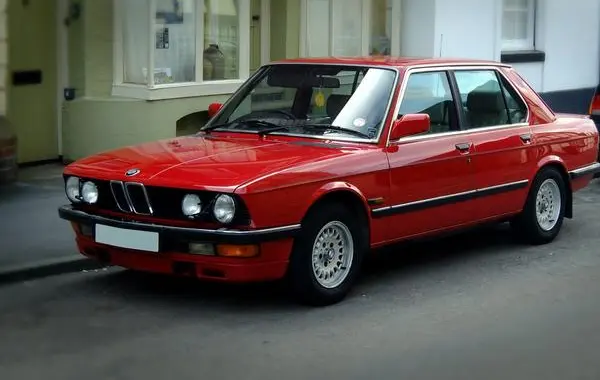 BMW 5 Серии (E28)-0