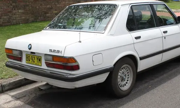 BMW 5 Серии (E28)-8