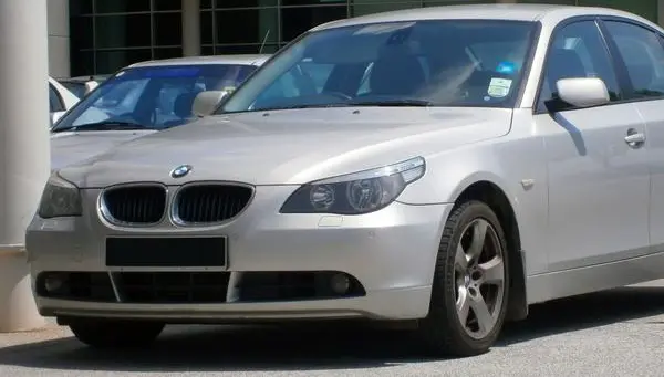 BMW 5 Серии (E60)-5