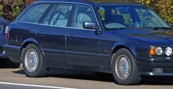 BMW 5 Серии Touring (E34)-3