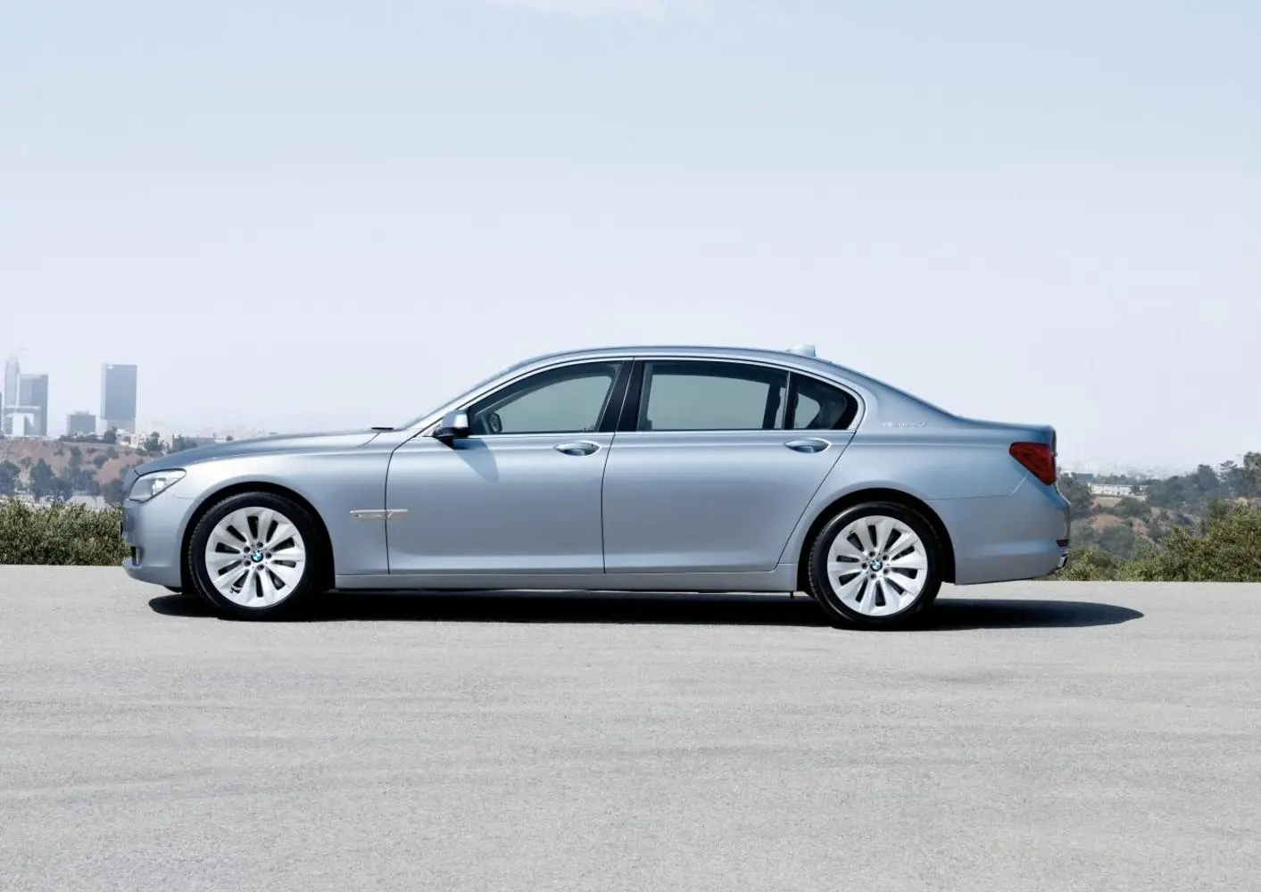 BMW 7 Серии ActiveHybrid Long (F04)-1