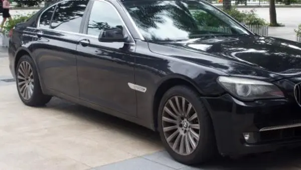 BMW 7 Серии Long (F02)