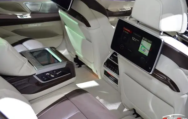 BMW 7 Серии Long (G12)-5