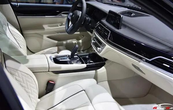 BMW 7 Серии Long (G12)-2