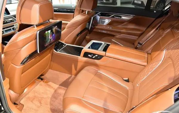 BMW 7 Серии Long (G12)-6