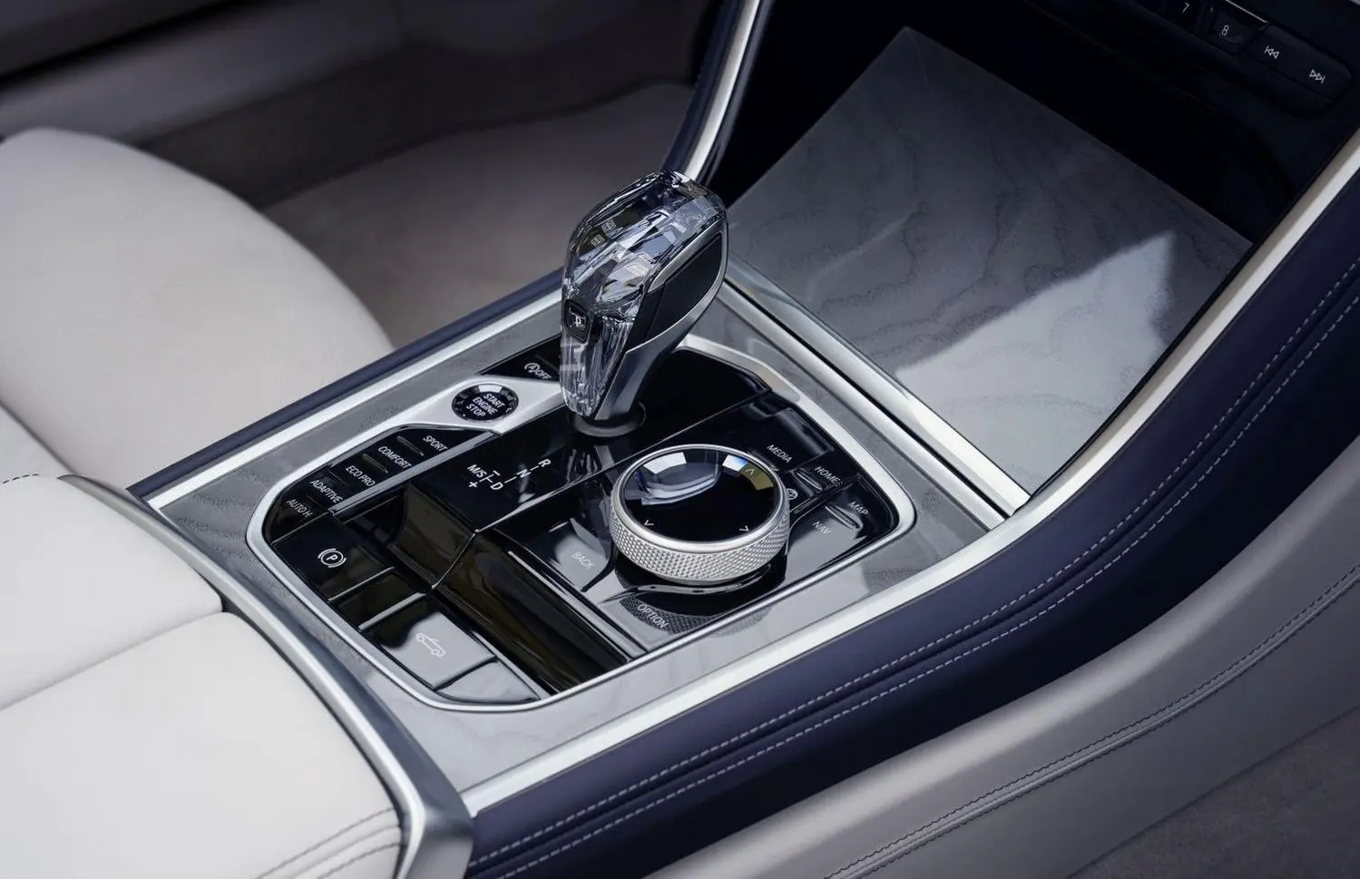 BMW 8 Серии Cabrio (G14 LCI, facelift 2022)-14