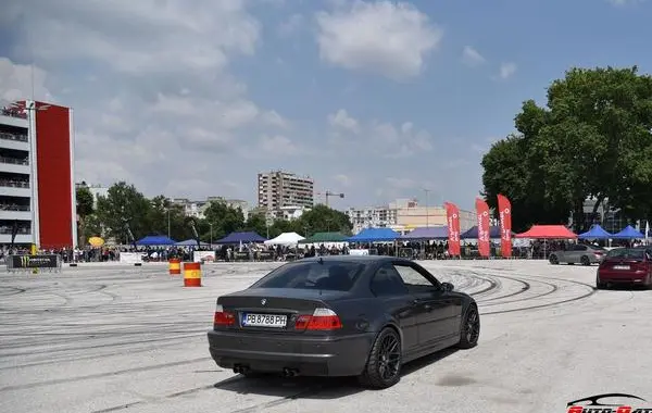 BMW M3 Coupe (E46)-6