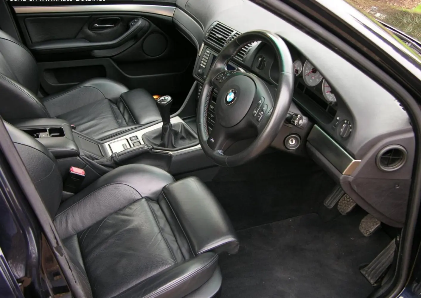 BMW M5 (E39 LCI, facelift 2000)-0