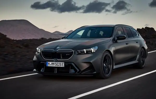 BMW M5 Touring (G99)-0