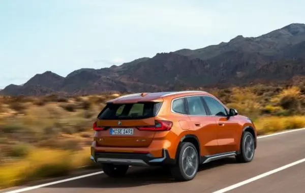 BMW X1 (U11)-8