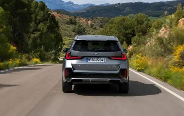 BMW X1 (U11)-4