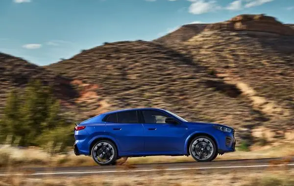 BMW X2 (U10)-1