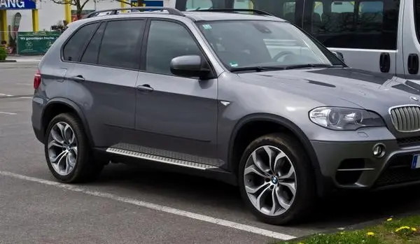 BMW X5 (E70, facelift 2010)-0