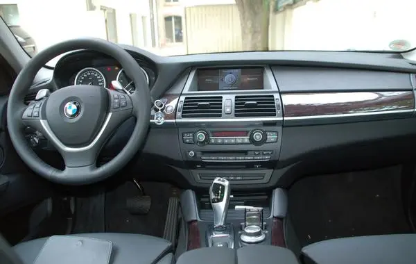 BMW X6 (E71)-5