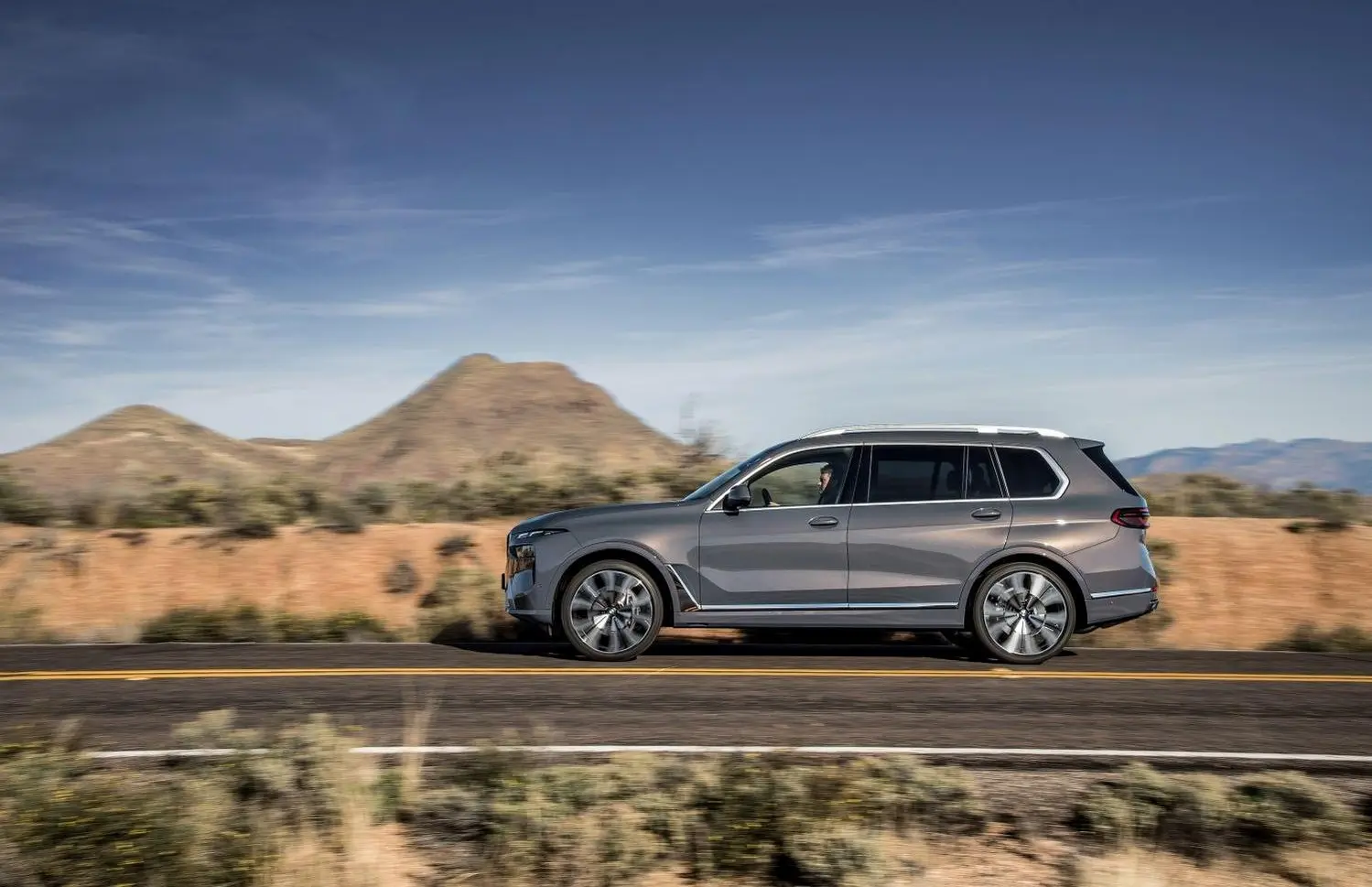 BMW X7 (G07, facelift 2022)-2