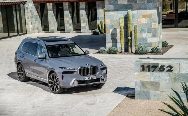 BMW X7 (G07, facelift 2022)-0