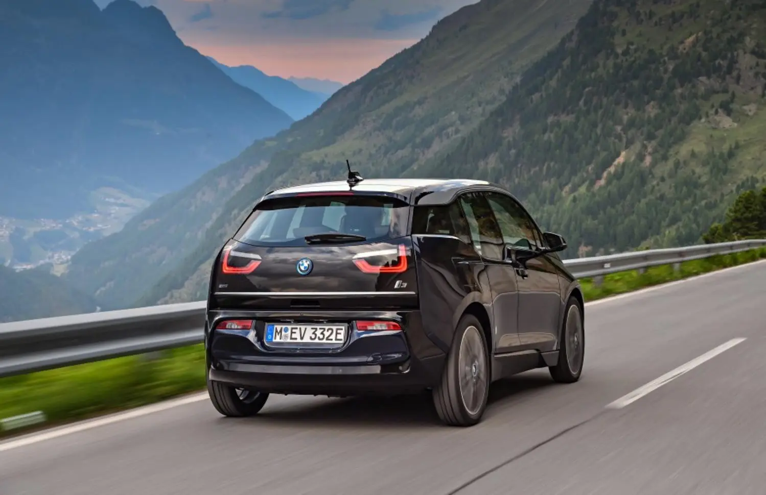 BMW i3 (l01, facelift 2017)-2